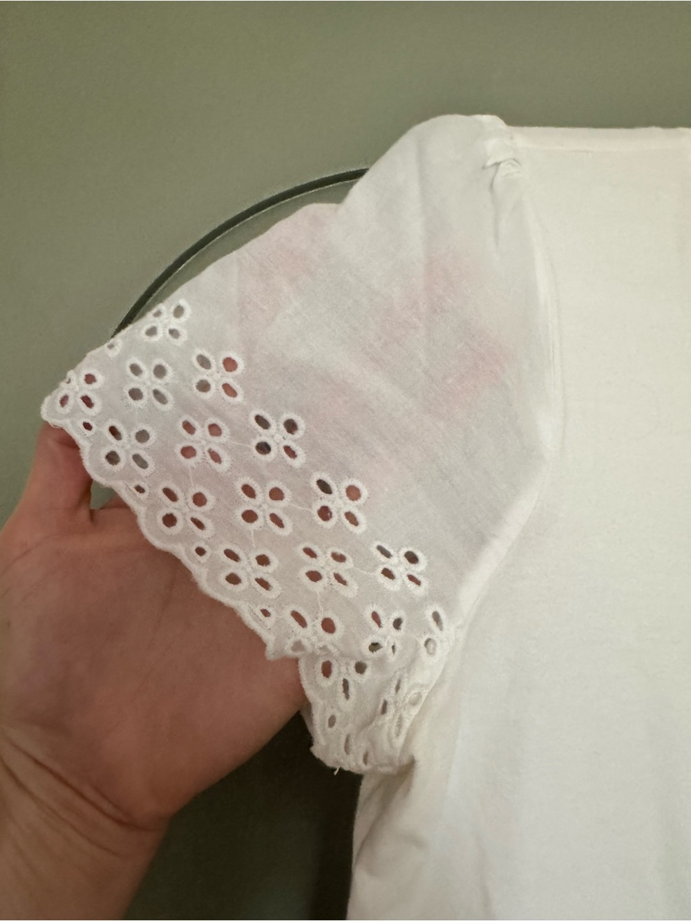 Liz Claiborne White Eyelet Sleeve Tee